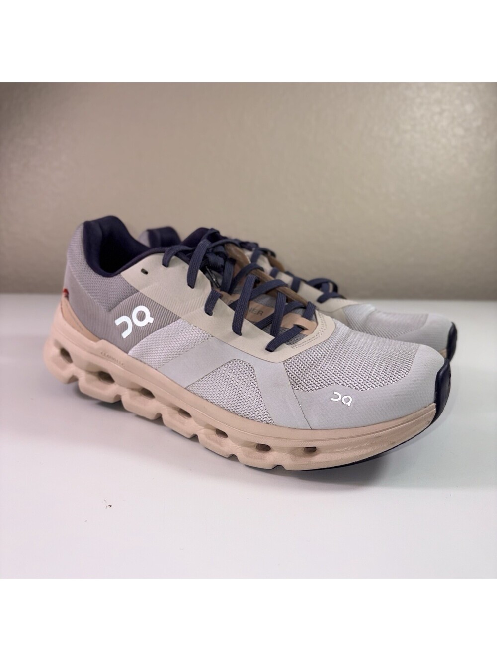 On Cloudflyer 5 Women’s 9 Gray Pink CloudTec Running Walking Shoes